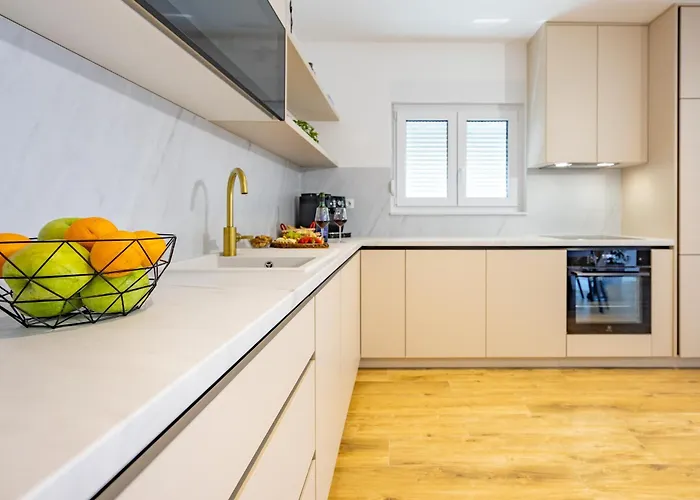 Apartman Frane - Makar *