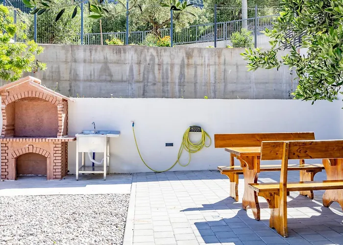 Apartman Frane - Makar *