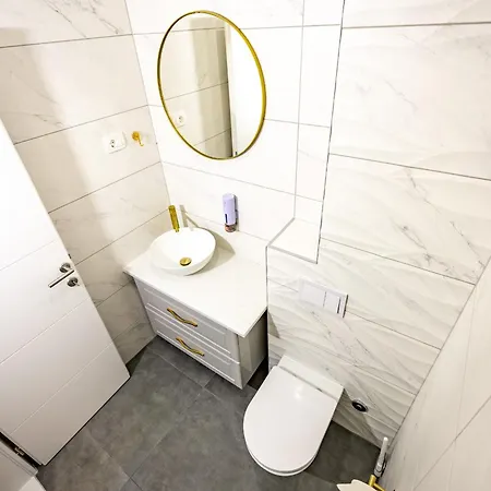 Apartament Frane - Makar