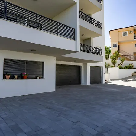 Apartament Frane - Makar *
